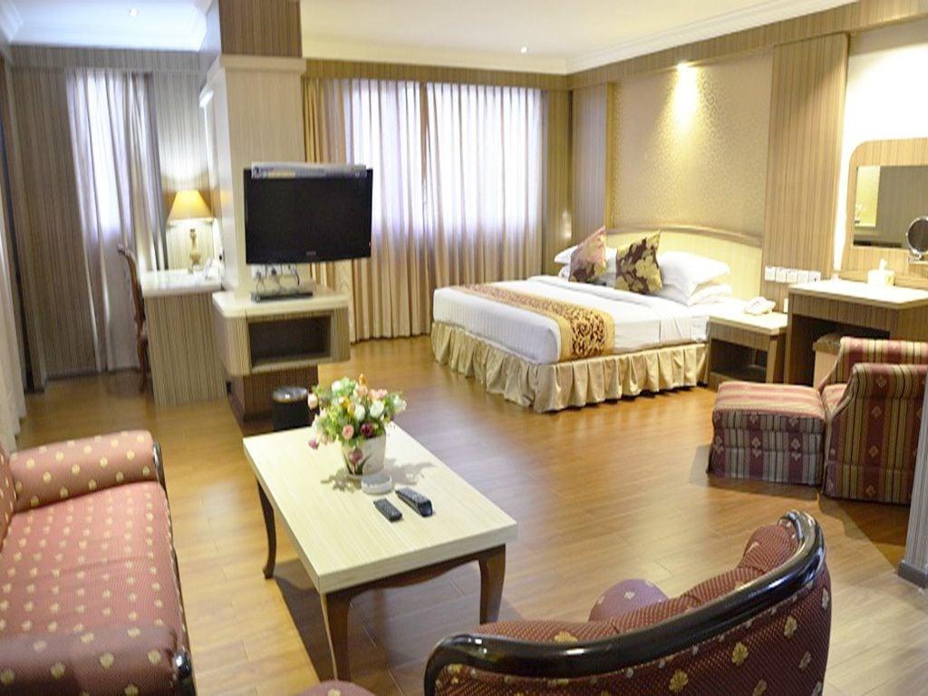 Formosa Hotel Batam Exterior photo