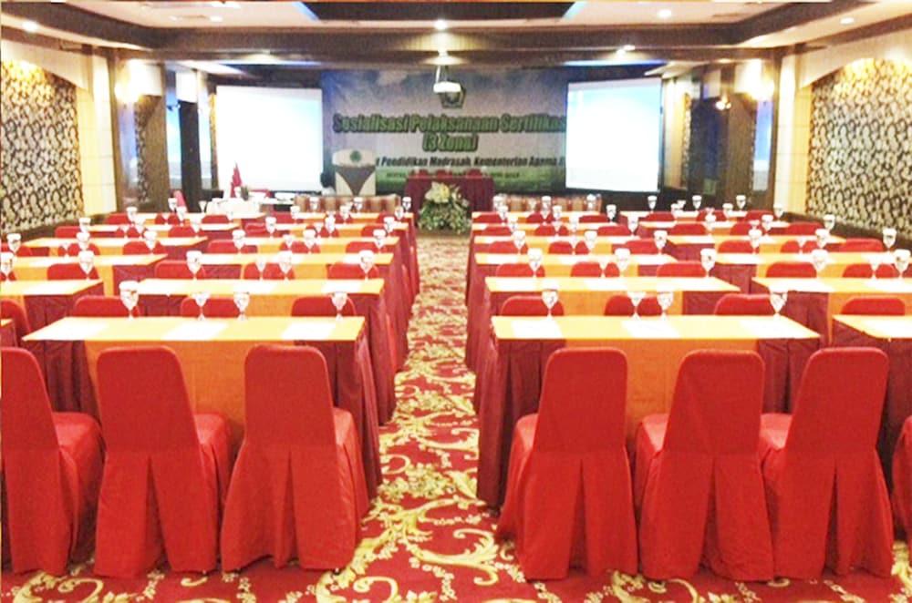 Formosa Hotel Batam Exterior photo