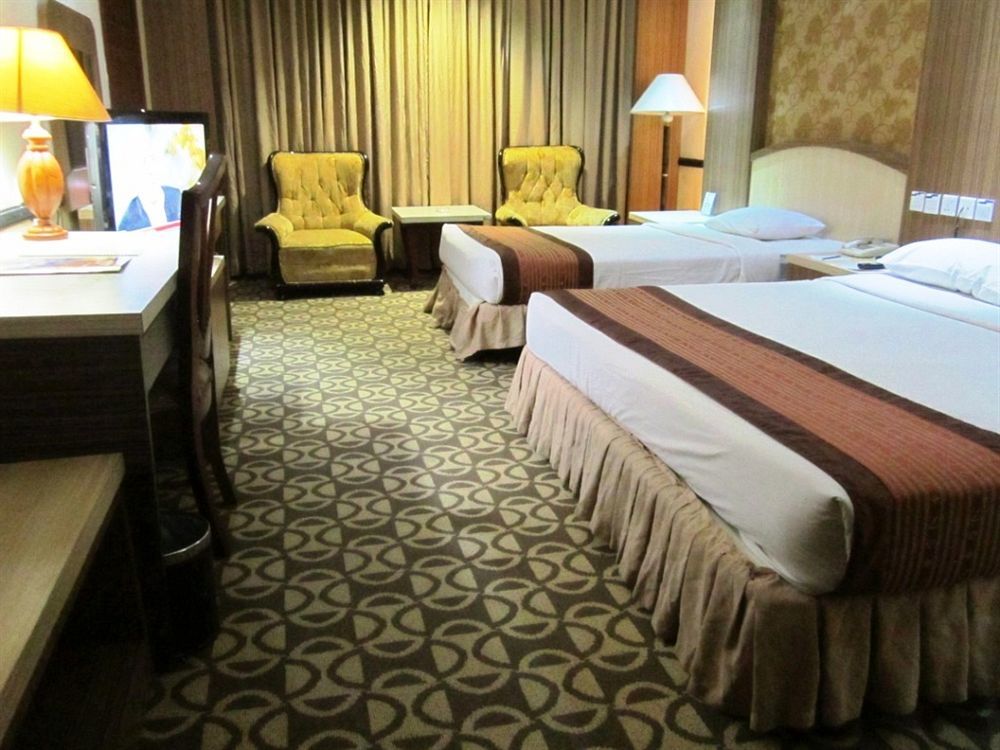 Formosa Hotel Batam Exterior photo